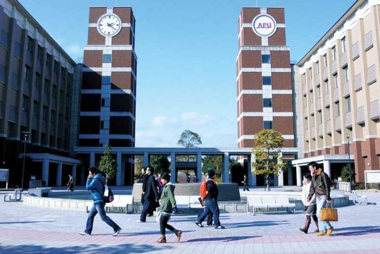 Trường Senmon ở Nhật đào tạo sinh viên như thế nào?