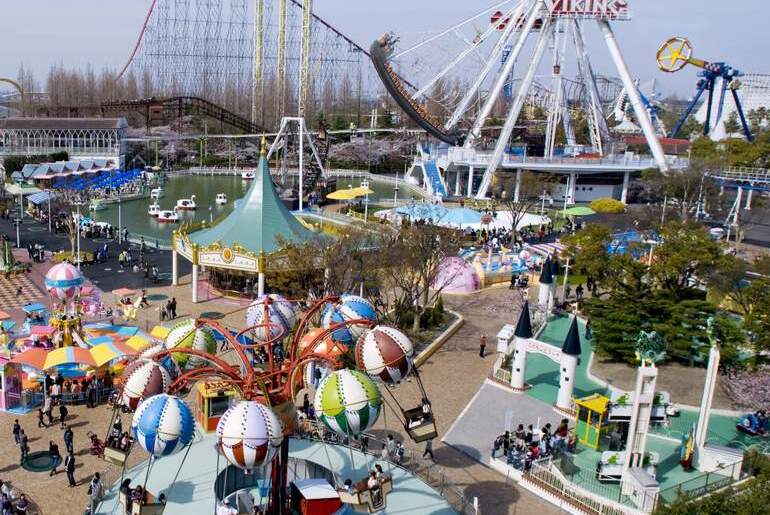 Khu vui chơi giải trí Nagashima Spa Land