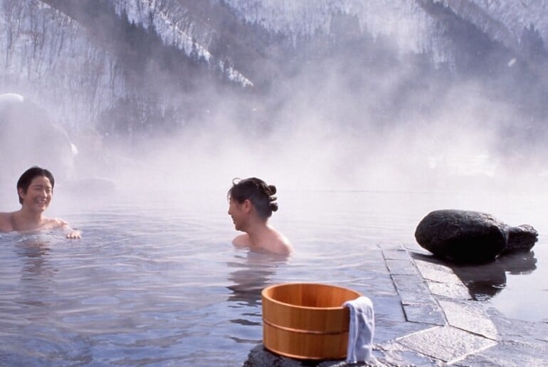 Giới thiệu 4 khách sạn có suối nước nóng ở Hokkaido