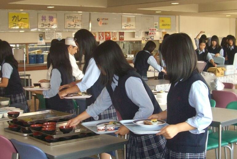 5 sự thật về trường nữ sinh Nhật Bản mà các cô gái không dám kể ai nghe